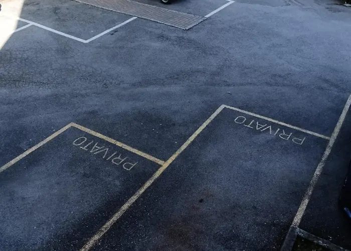 Noemi 5 Lands Paradise *