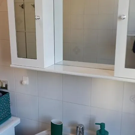 Noemi 5 Lands Paradise *