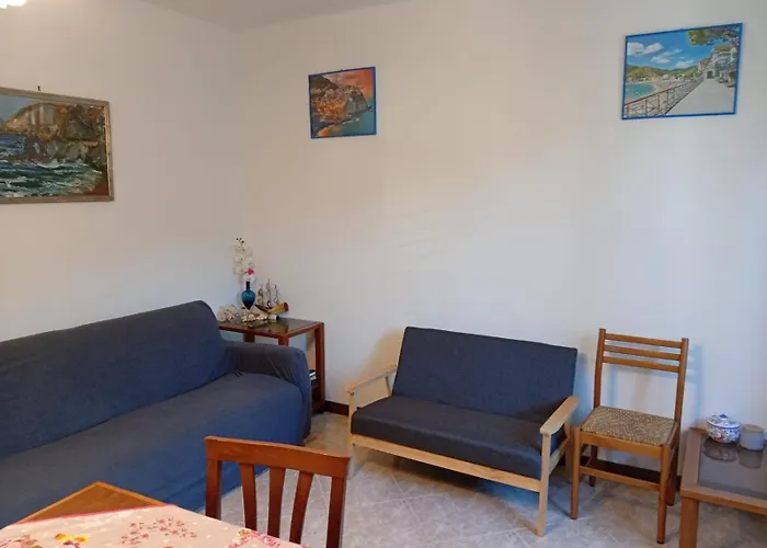 Noemi 5 Lands Paradise Apartament *